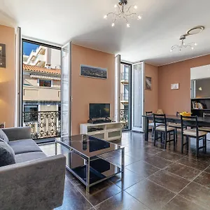 Appartement Le Saint Charles, Menton